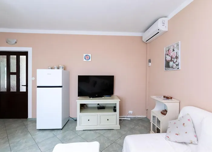 Mrijana D Apartment *
