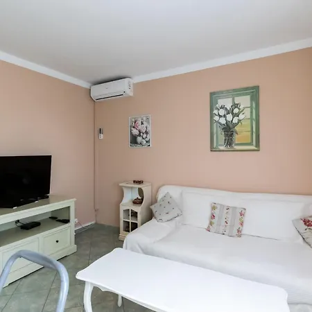 Mrijana D Apartment