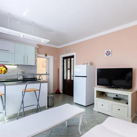 Apartment Mrijana D *